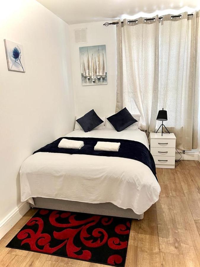 Shadwell Holiday Rooms Londra Esterno foto